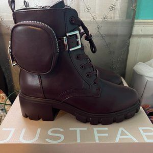 New In Box-Gabrela Lace-Up Flat Boot Size 9